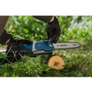 BOSCH Akumulátorové teleskopické nožnice na konáre 240 - 290 cm GKE 18V-25T (bez batérie a nabíjačky)