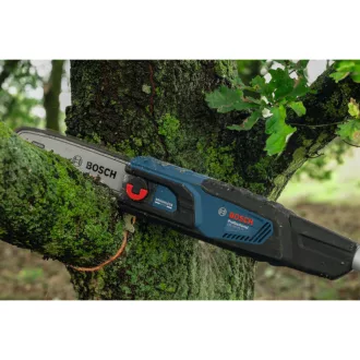   BOSCH Akumulátorové teleskopické nožnice na konáre 240 - 290 cm GKE 18V-25T (bez batérie a nabíjačky)