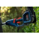 BOSCH Akumulátorové teleskopické nožnice na konáre 240 - 290 cm GKE 18V-25T (bez batérie a nabíjačky)
