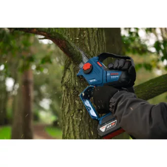   BOSCH Akumulátorová reťazová píla 15 cm GKE 18V-15 bezuhlíková, s reguláciou otáčok (bez akumulátora a nabíjačky)