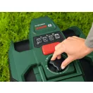 BOSCH Akumulátorová robotická kosačka VISIMOW18V-100 (1 x 4,0 Ah akumulátor a nabíjačka) pre 100 m²