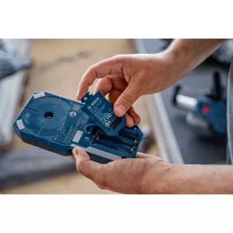  BOSCH Detektor v stene GMS 120-27 v ochrannom puzdre (1 x BA 3,7V 1,0 Ah akumulátor + USB-C kábel) IP54