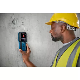   BOSCH Detektor v stene GMS 120-27 v ochrannom puzdre (1 x BA 3,7V 1,0 Ah akumulátor + USB-C kábel) IP54