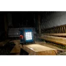 BOSCH Akumulátorová lampa GLI18V-1500 (bez batérie a nabíjačky) 1500 lm IP64