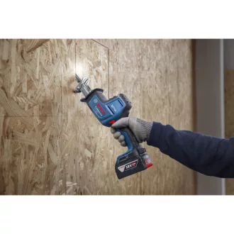   BOSCH Akumulátorová kompaktná prímočará píla GSA 18V-24 s reguláciou otáčok (bez akumulátora a nabíjačky)