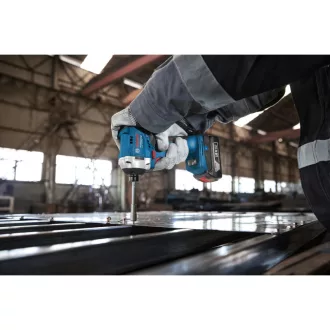   BOSCH Akumulátorový rázový uťahovák 215 Nm 1/4" GDR 18V-215 v L-BOXX (bez akumulátora a nabíjačky)
