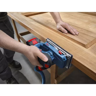   BOSCH Akumulátorová vibračná brúska GSS 18V-18 s reguláciou otáčok (92 x 182 mm) (bez batérie a nabíjačky)