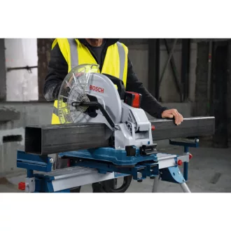   BOSCH Akumulátorová stolná píla na suché rezanie kovu GCD 18V-355 (bez akumulátora a nabíjačky)