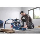 BOSCH Pílový stroj s posuvom GCM 340-305 D / 1800 W (LED indikátor rezania)