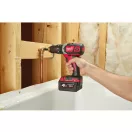 MILWAUKEE Akumulátorová príklepová vŕtačka M18 BPD-403C (3 x 4,0 Ah batérie + nabíjačka)