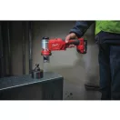 MILWAUKEE Akumulátorový hydraulický dierovací stroj M18 HKP-201C (1 x 2,0 Ah batéria + nabíjačka)