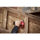 MILWAUKEE Akumulátorový rázový uťahovák M12 FQID-202 x 1/4" HEX (2 x 2,0 Ah batéria + nabíjačka)