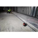 MILWAUKEE Akumulátorový krížový čiarový laser L4 CLL-301C (1 x 3,0 Ah batéria + USB nabíjací kábel)