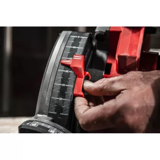   Akumulátorová ponorná píla MILWAUKEE M18FPS55-552P (2 x 5,5 Ah batérie + nabíjačka)