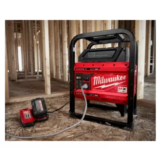 MILWAUKEE Akumulátorový generátor MX FUEL PS-602