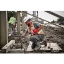 MILWAUKEE Akumulátorový ihlový vibrátor s 2,4 m bičom M18 FCVN24-551 (1 x 5,5 Ah batéria + nabíjačka)