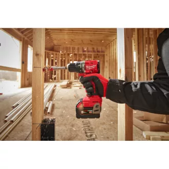   MILWAUKEE Akumulátorový vŕtací skrutkovač M18 BLPDRC-202C (2 x 2,0 Ah batéria + nabíjačka)