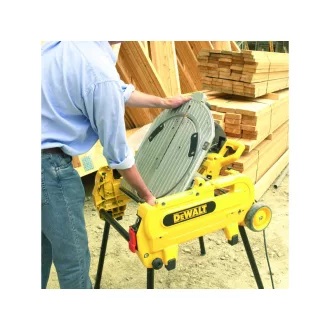 DEWALT Kombinovaný stolový pokos 2000 W D27107