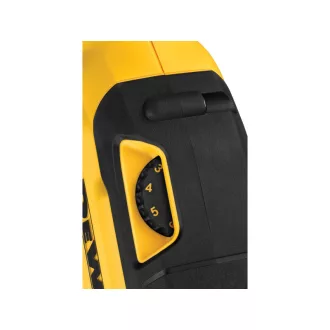   DEWALT Akumulátorová brúska na stenu Giraffe 18 V (2 x 6,0 Ah akumulátor + nabíjačka + puzdro) DCE800T2