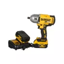 DEWALT Akumulátorový rázový uťahovák 18 V bez uhlíkovej kefky (2 x 5,0 Ah batéria + nabíjačka) DCF899P2