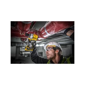  DEWALT Akumulátorový rázový uťahovák 18 V (2 x 1,7 Ah batéria + nabíjačka + TSTAK) DCF921E2T