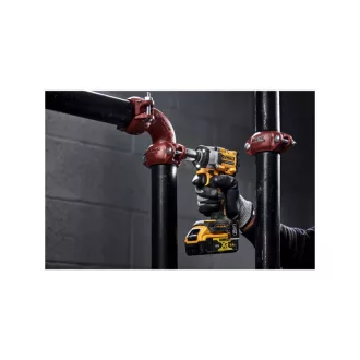   DEWALT Akumulátorový rázový uťahovák 18 V (2 x 5,0 Ah batéria + nabíjačka + TSTAK) DCF921P2T