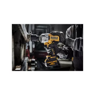   DEWALT Akumulátorový udierací skrutkovač 18 V 1/2" 1626/2372 Nm (bez batérie a nabíjačky)