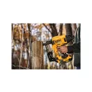 DEWALT Akumulátorová svorka na plot 18 V (2 x 5,0 Ah batérie + nabíjačka) DCFS950P2
