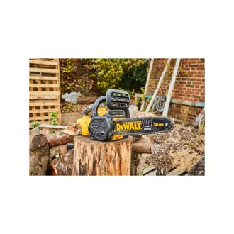  DEWALT Akumulátorová reťazová píla 18 V bez uhlíkovej kefky (1 x 5,0 Ah akumulátor + nabíjačka) DCM565P1