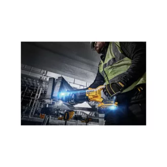   DEWALT Akumulátorová sablíková píla 18 V (2 x 5,0 Ah PowerStack akumulátor + nabíjačka) v kufri TSTAK