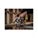 DEWALT Akumulátorová okružná píla 18 V bez uhlíkovej kefky (bez akumulátora + nabíjačky) DCS565N