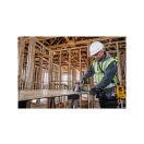 DEWALT Akumulátorová okružná píla 18 V bez uhlíkovej kefky (2 x 5,0 Ah batérie + nabíjačka) DCS571P2