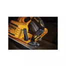 DEWALT Akumulátorová okružná píla 18 V bez uhlíkovej kefky (1 x 6,0 Ah akumulátor + nabíjačka) DCS573T1