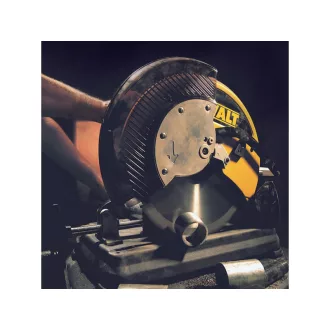 DEWALT Pílkový kotúč na kov 355 x 25,4 x 2,31 mm / 66T