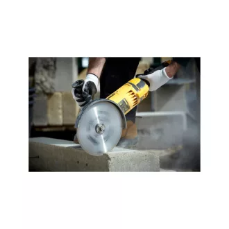   DEWALT Diamantový rezací kotúč univerzálny 230 x 2,4 x 7,0 x 22,2 mm segmentovaný