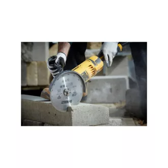   DEWALT Diamantový rezný kotúč univerzálny 230 x 2,4 x 7,0 x 22,2 mm turbo
