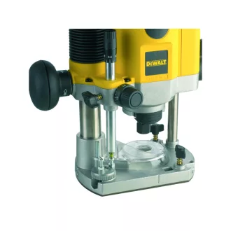 Smerovač DEWALT 1100 W DW621