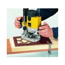 Router DEWALT 620 W DW621K