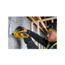 Príklepová vŕtačka DEWALT 700 W DWD024K