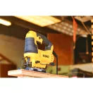Priamočiara píla DEWALT 650 W DWE349