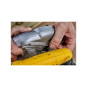 DEWALT Kotúčová píla 1350 W DWE560