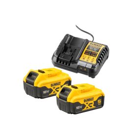 DEWALT XR Súprava batérie a nabíjačky 18 V (2 x 5 Ah batérie) DCB1104P2   DEWALT XR Súprava batérie a nabíjačky 18 V (2 x 5 Ah batérie) DCB1104P2